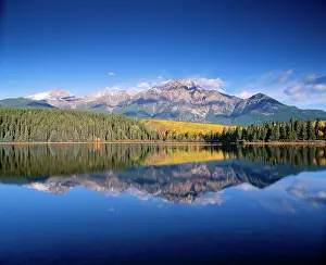 Patricia: CANADA - Lake Patricia & Mount Pyramid