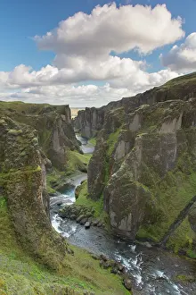 Stein: Canyon Fjadrargljufur - Iceland