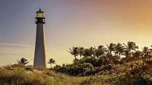 Palm: cape florida lighthouse while sunset, miami