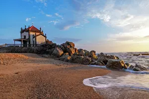 Church: Capela do Senhor da Pedra Chapel on the beach near Porto