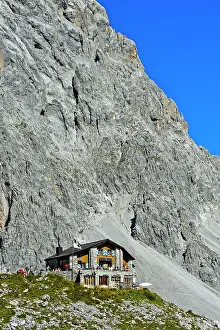 Cabin: Carschinah&, x34d25829;n front of rock wall of Sulzfluh