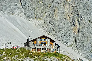 Cabin: Carschinah&, x34d25829;n front of rock wall of Sulzfluh