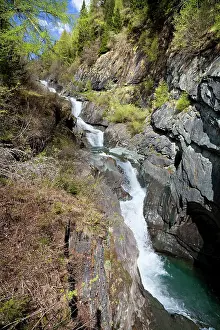 Education: The cascades of the river Isel in national