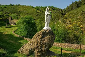 Virgin: Castle of Alleuze, Virgin of Saint-Illide chapel