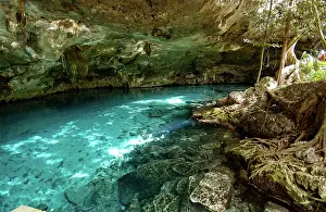 Yucatan: Cave diving Maya Cenotes Yucatan Mexico