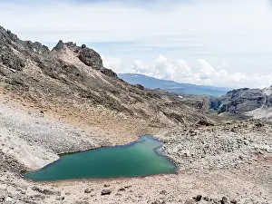 Tarn: Central Mount Kenya National Park (a UNESCO