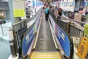 Walkway: CentraloaeMid-Levels escalator and walkway system, Hong Kong
