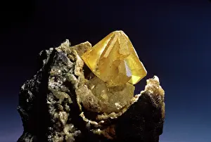Ores: Cerussite from Tsumeb, Namibia