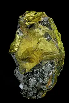 Brassy: Chalcopyrite with Sphalerite