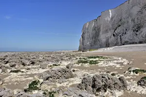 Ault: Chalk cliffs along the French coast