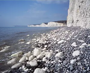 David C Dixon: CHALK CLIFFS -looking towards Seven Sisters white