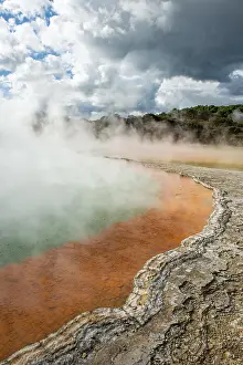 Thermal: Champagne Pool, hot spring, Waiotapu Geothermal