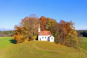 Chapel: Chapel St. Koloman in autumn, Weipertshausen near