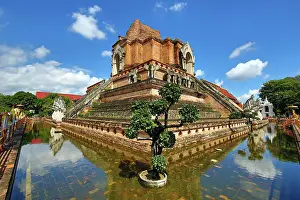300517: Chedi at Wat Chedi Luang Temple in Chiang Mai, Thailand
