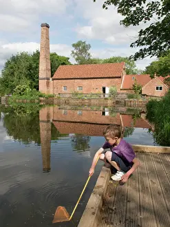 Cole: Child Pond-dipping