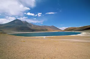 Atacama: Chile - Atacama Andes & Laguna Minique on the Altiplano