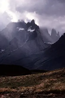 Storms: CHILE - Paine Towers / Torres del Paine National Park