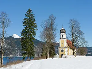 Parish: Church Sankt Margareth at Zwergern Spitz. Lake Walchensee