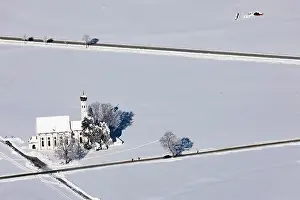 Ostallgaeu: Church St. Colomann in winter, from above, Ostallg&, x4d6c;