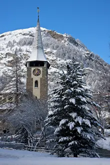 Schweiz: Church in Zermatt, Switzerland