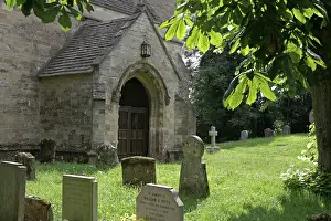 Paul Felix: Churchyard Shipton on Cherwell, Oxfordshire, UK