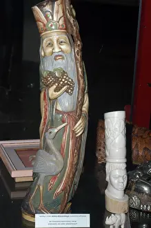 Airport: CITES confiscations Warsaw Airport- ivory carvings