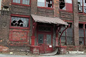 Niagara: City of Niagara Falls - New York - Empty factory