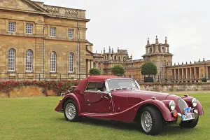 Styles: Classic car exhibition in front of Blenheim