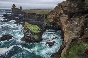 Vesturland: Cliffs of West Iceland, Vesturland, Iceland, Europe