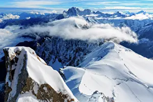 Comb: Climbers on snowy ridge of Mont Blanc, Chamonix