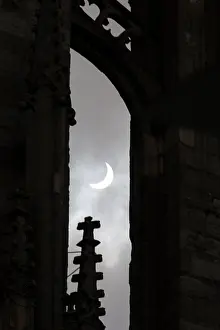 Catholicism: A cloud of sail reduces sunlight and transforms