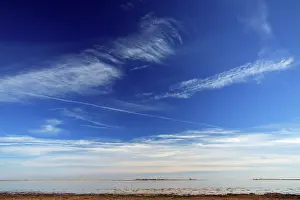 Aeroplane: Clouds - and aircraft vapour trails