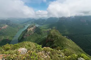 Mpumulanga: Cloudy Blyde River Canyon landscape at sunrise
