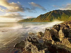 Hawai I: Coast at Ka'ena Point State Park, Oahu, Hawaii
