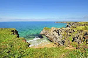 Newquay: Coastal landscape with bay in Newquay on the north