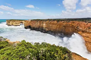 Wreck: The coastline near Loch Ard Gorge with Elephant