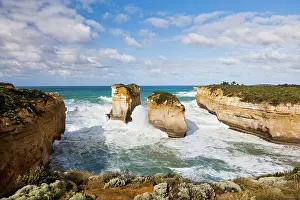 Tertiary: The coastline near Loch Ard Gorge, Great