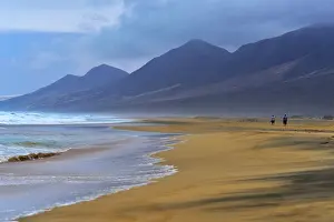 Located: Cofete beach, with 12 km long is located in the