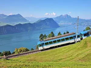Cable: Cogwheel railway up the Rigi, behind Lake Lucerne