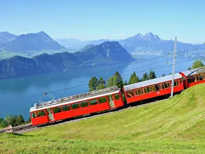 Cable: Cogwheel railway up the Rigi, behind Lake Lucerne