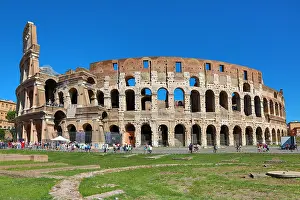 Amphitheatre: The Colosseum Roman amphitheatre, Rome, Italy