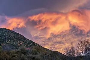 Sergio Arias: Colour clouds at sunrise