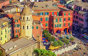 Incidental: Colourful houses, Vernazza, Cinque Terre, Liguria