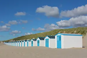 Beachhut: Colourful huts at the beach - island of Texel - Netherlands