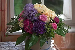 Windows: Colourful spring bouquet in front of window