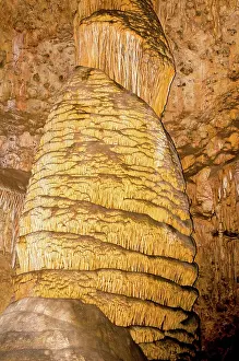 Guadalupe: Column Formation in Carlsbad Caverns