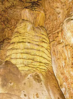 Guadalupe: Column Formation in Carlsbad Caverns
