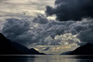 Glendale: Coming storm at the Knight Inlet
