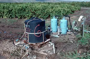 Irrigation: Computer controlled irrigation equipment in citrus orchards