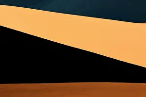 Shade: Contrasts of light in the sand of the Namib Desert